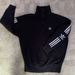 Adidas black half-zip sweatshirt - Small
